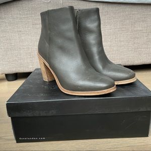 Dune London boots in Olive - size US7/EU38